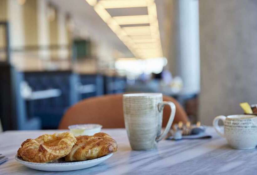 فندق Tŷ Milford Waterfront