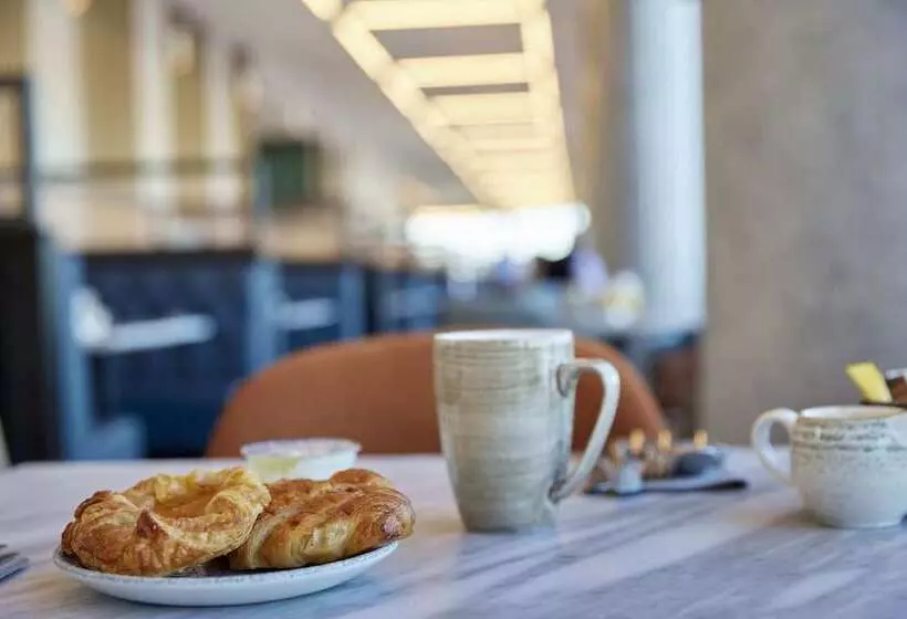 Hotelli Tŷ Milford Waterfront