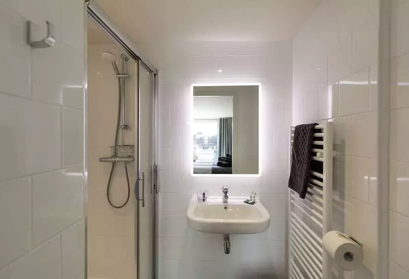 Hotelli Tŷ Milford Waterfront