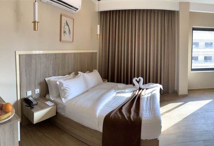 هتل Twins Boutique