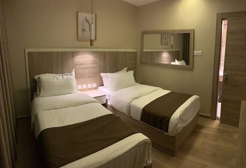 هتل Twins Boutique