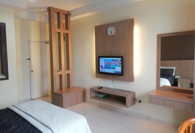 Szálloda Kb By Lawangsuite