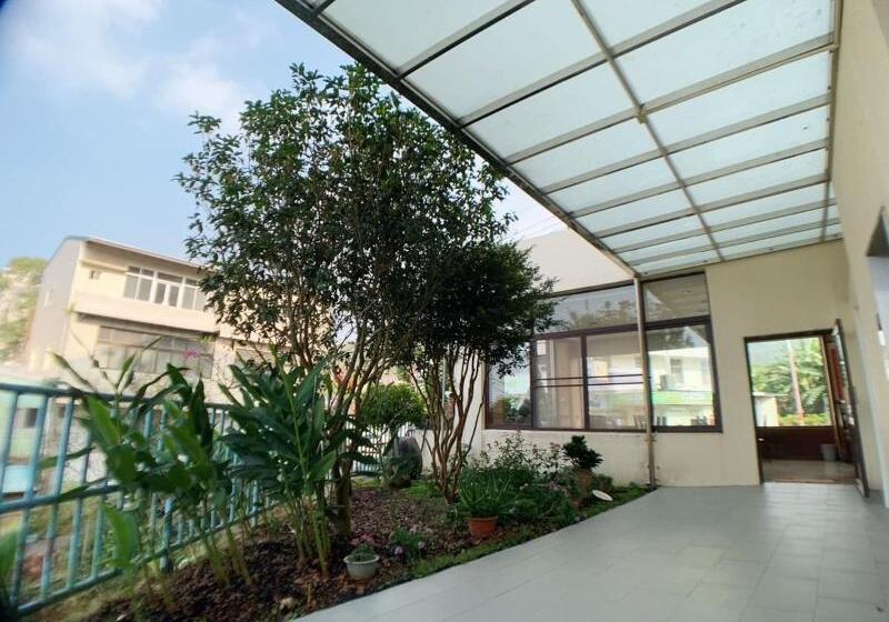 هتل Li Quan Hot Spring Resort