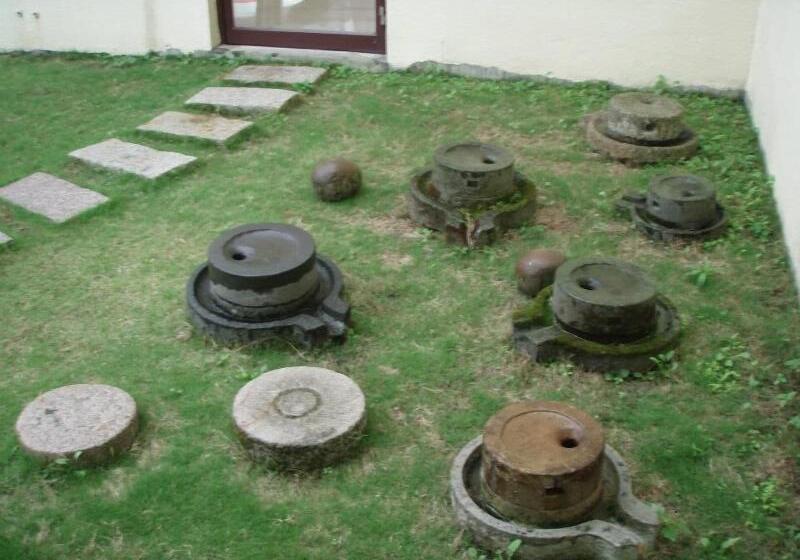 هتل Li Quan Hot Spring Resort