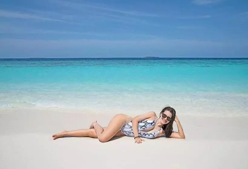 هتل Ocean Village Maldives