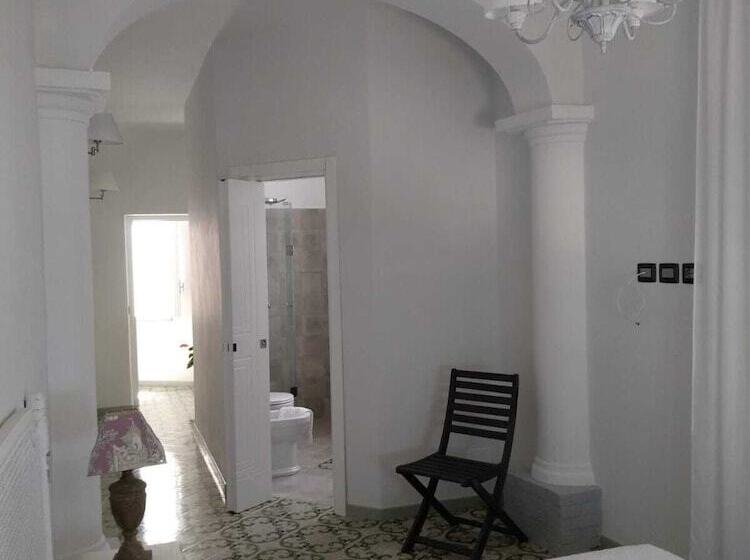 هتل R&d Rest And Dream Capri