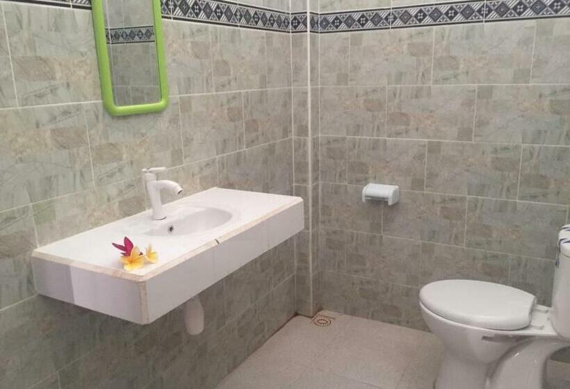 فندق Risna Homestay