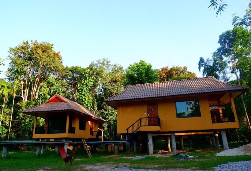 酒店 The Bliss Khao Sok Boutique Lodge