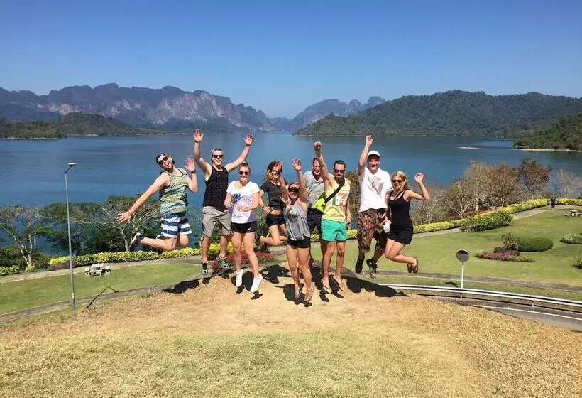 Hotelli The Bliss Khao Sok Boutique Lodge