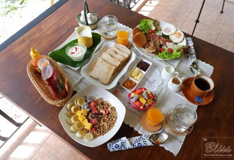 Hotelli The Bliss Khao Sok Boutique Lodge