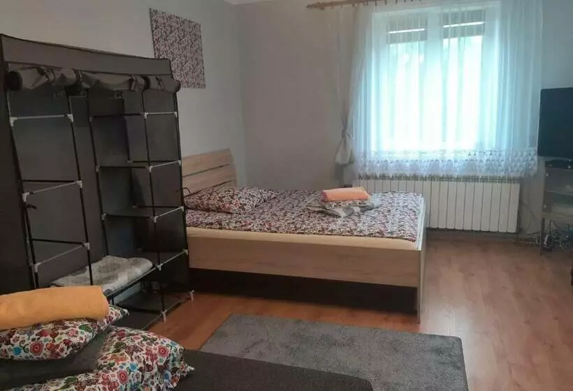 Aamiaismajoitus (B&B) Dom Pod Mareszką
