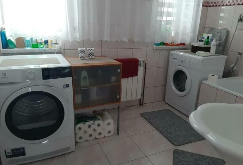 مبيت وإفطار Dom Pod Mareszką