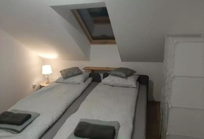 Aamiaismajoitus (B&B) Dom Pod Mareszką