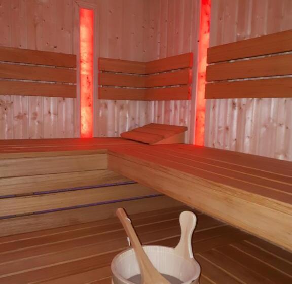 مبيت وإفطار Dom Pod Mareszką