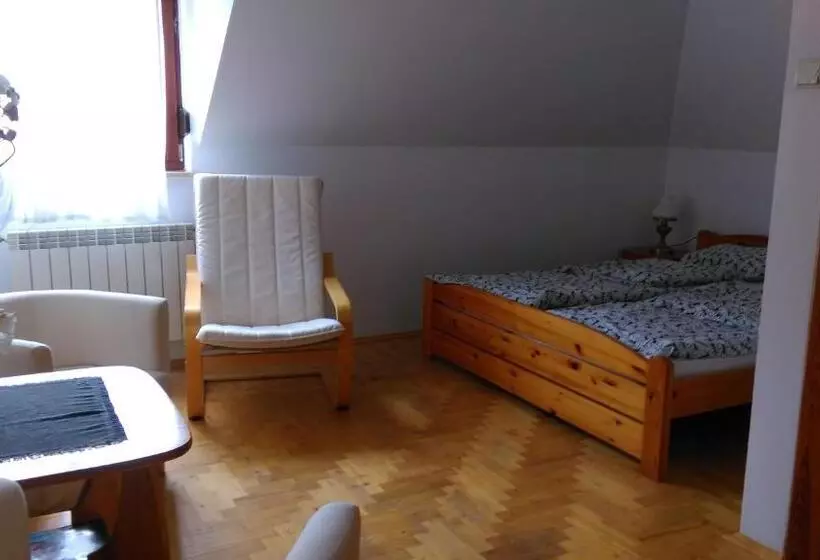 ホテル Agroturystyka Józefówka Tyrawa Solna
