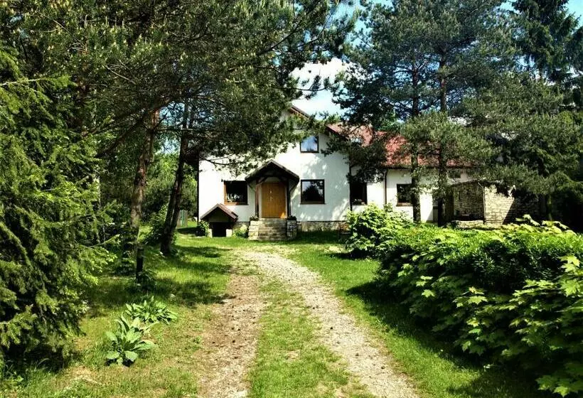 ホテル Agroturystyka Dom Wśród Sosen