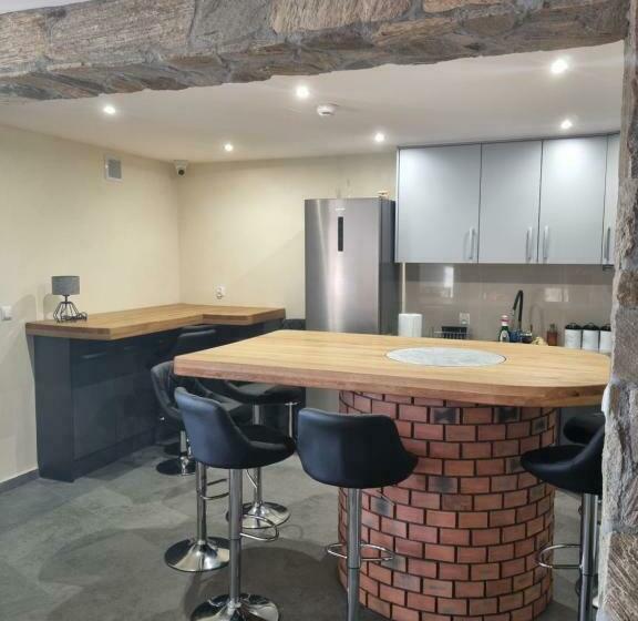 호텔 Młyńska 8 Opole Górki