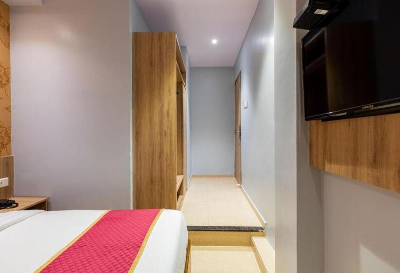 Lotus Grand Hotel Mumbai