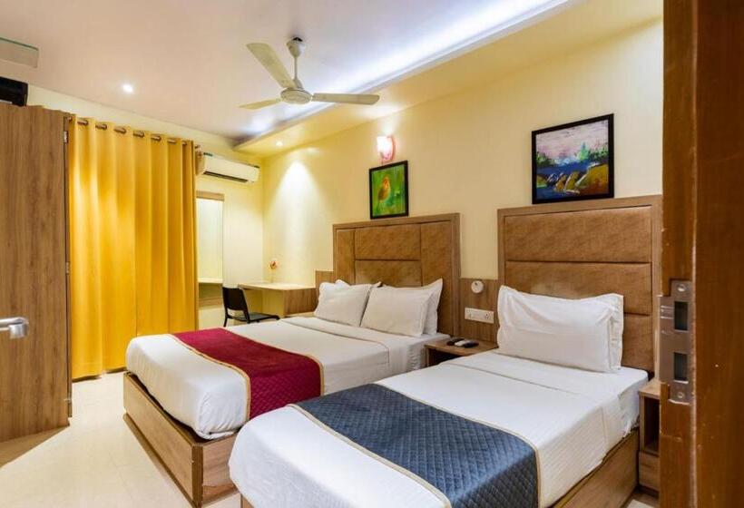 Lotus Grand Hotel Mumbai