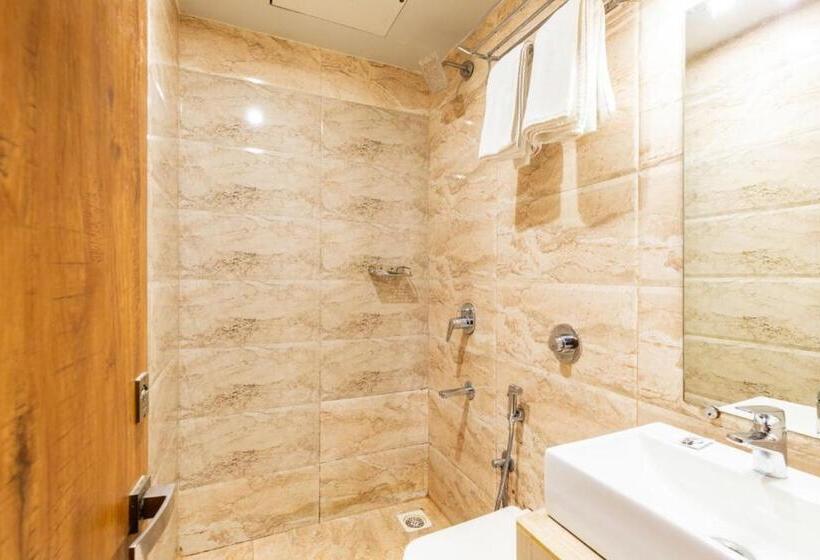 Lotus Grand Hotel Mumbai