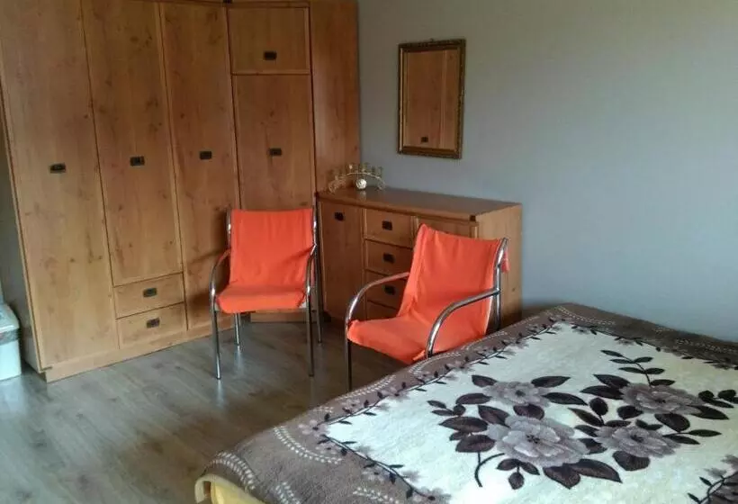 Aamiaismajoitus (B&B) Agrowczasy