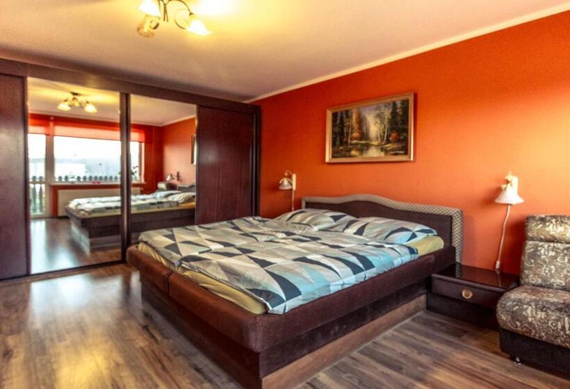 مبيت وإفطار Agrowczasy