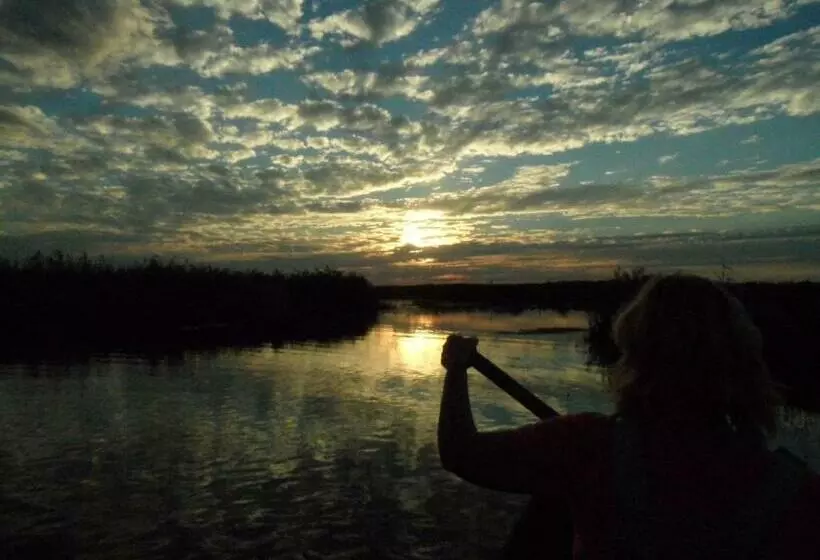 ベッドアンドブレックファースト Noclegi Nad Biebrzą Stara Szkoła