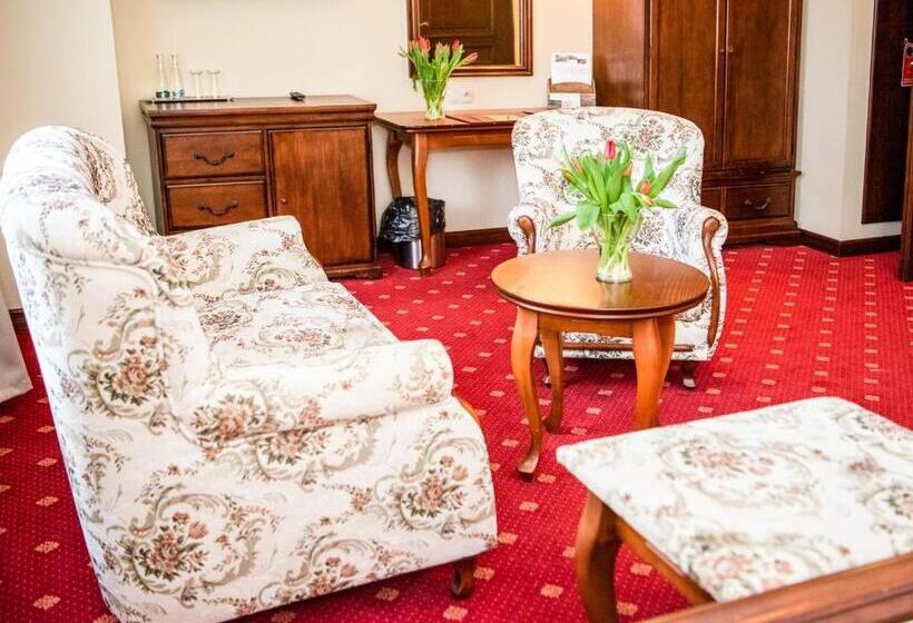 צימר Pałac Godętowo