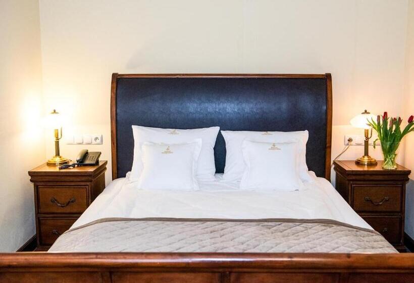 צימר Pałac Godętowo