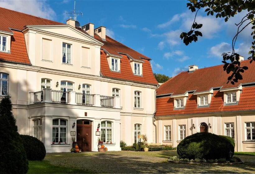 צימר Pałac Godętowo