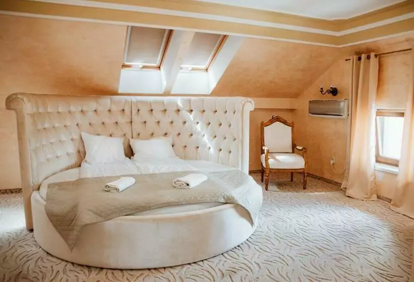 Aamiaismajoitus (B&B) Targowski Dwór Mazury