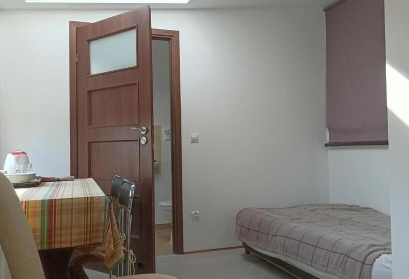 هتل Agroturystyka Pod Kogutem