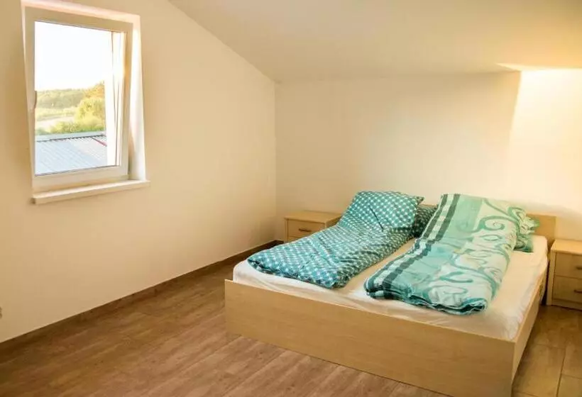 Hotelli Agroturystyka Wiktorowo