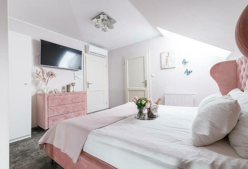 호텔 Palac Dabrowka