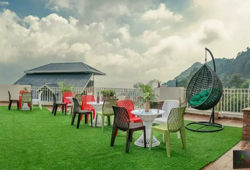 Hotelli The Cloud Berry I Property Of The Year I Serviced Villa I Couple Friendly I Pvt Balcony I Open Air T