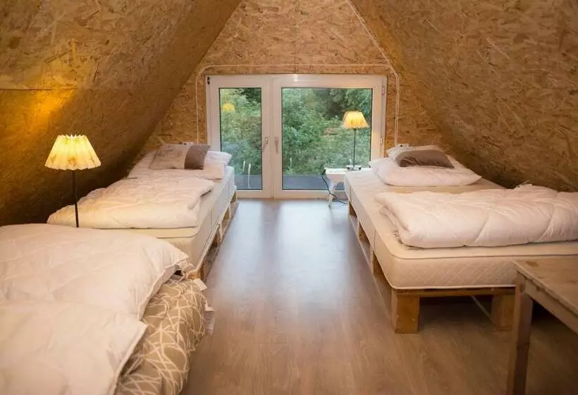 Hotelli Wiejski Dom
