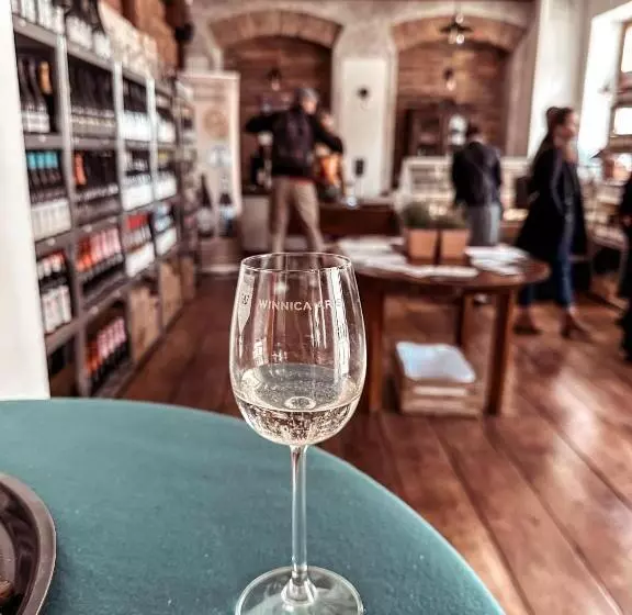 Hotelli Zajazd Kultury, Dawniej Pocztowy