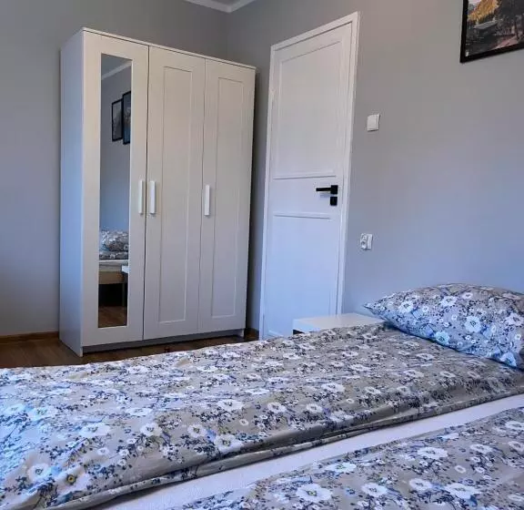 ペンション Dwunastka