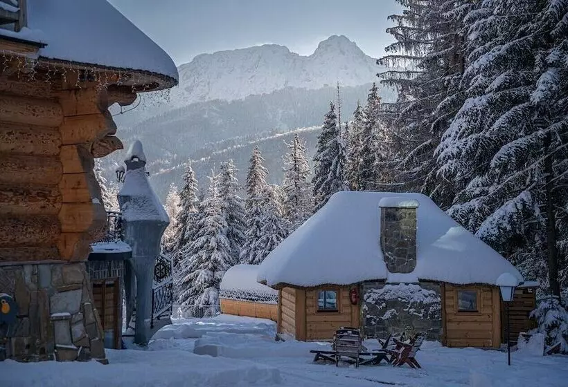 Majatalo Rich Witch Villa&spa