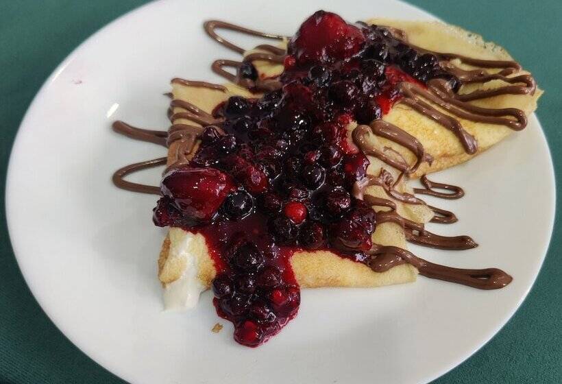 Shick Hostel & Apartments