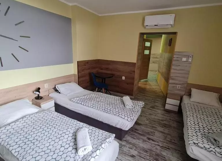 Retkeilymaja Eldomnoclegi, Kolejowa 15 Wągrowiec