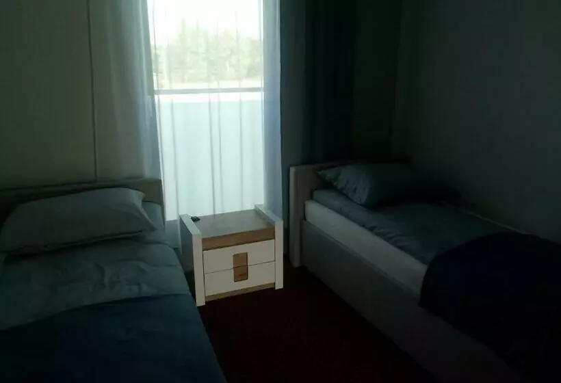 Retkeilymaja Kresovia