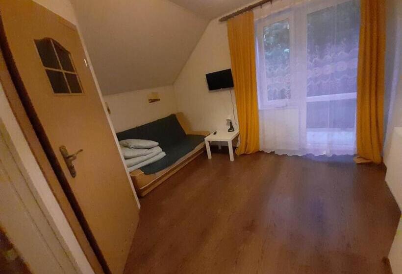 호스텔 Nssm Tanie Spanie