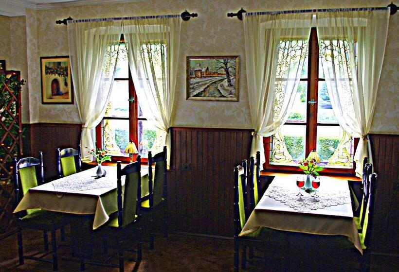 Hospedaria Zajazd Biały Dom