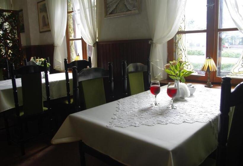 Hospedaria Zajazd Biały Dom