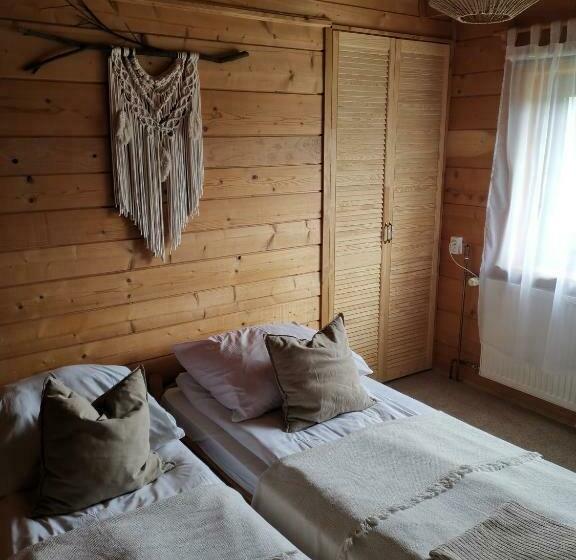 مبيت وإفطار Apartament Na Pięterku