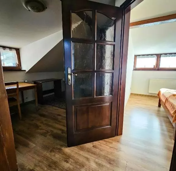 Aamiaismajoitus (B&B) Gościniec Gryszczeniówka