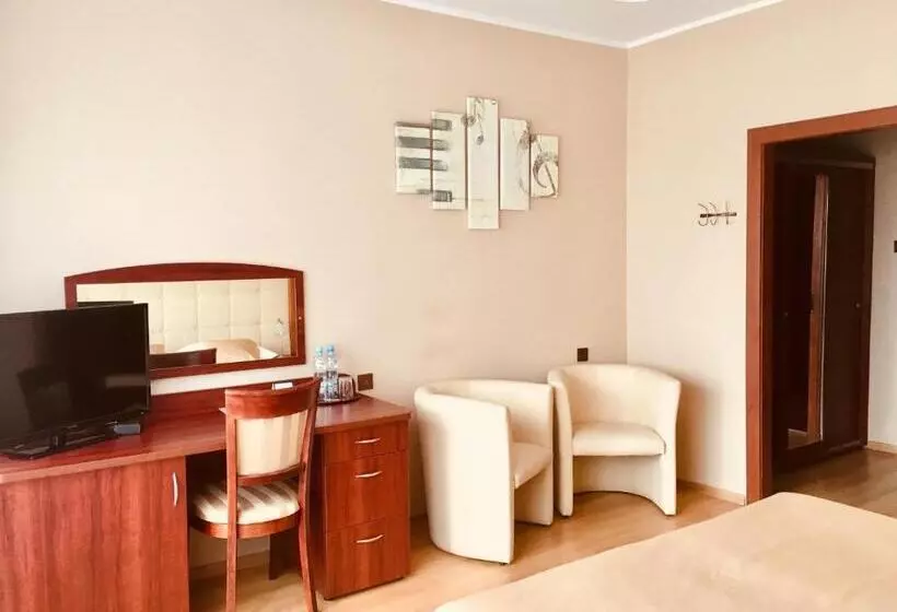 Aamiaismajoitus (B&B) Neptun