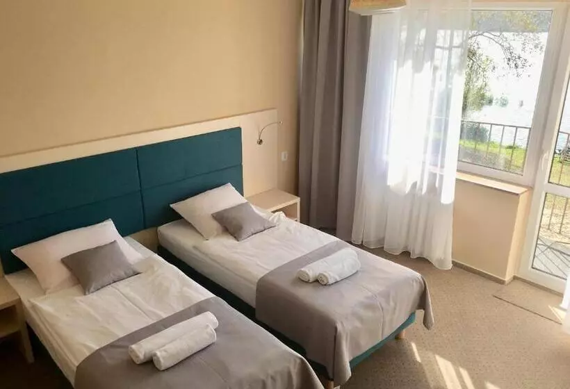 Aamiaismajoitus (B&B) Neptun