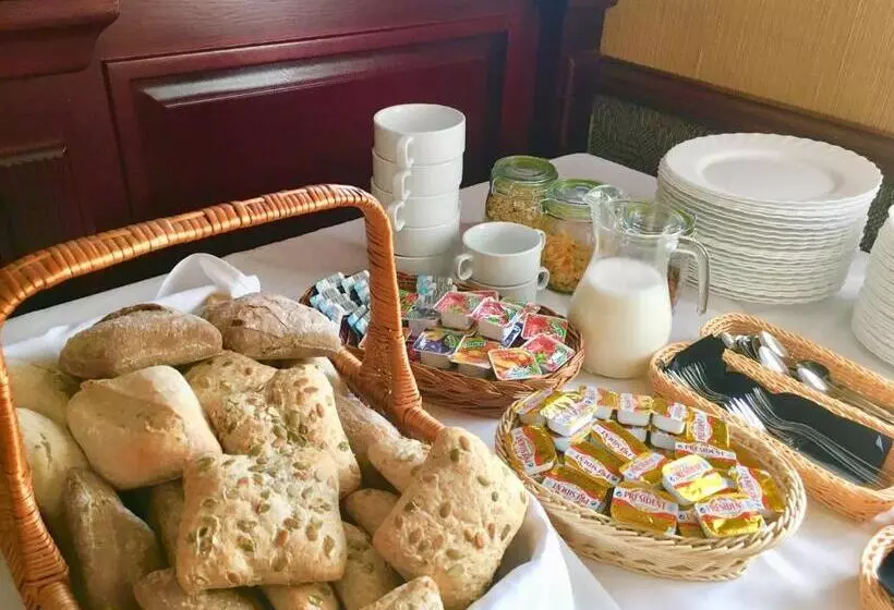 Aamiaismajoitus (B&B) Neptun